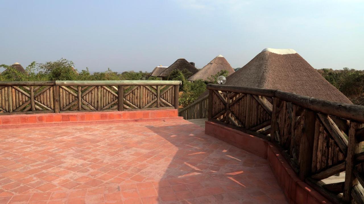 Tilenga Safari Lodge Arua ภายนอก รูปภาพ