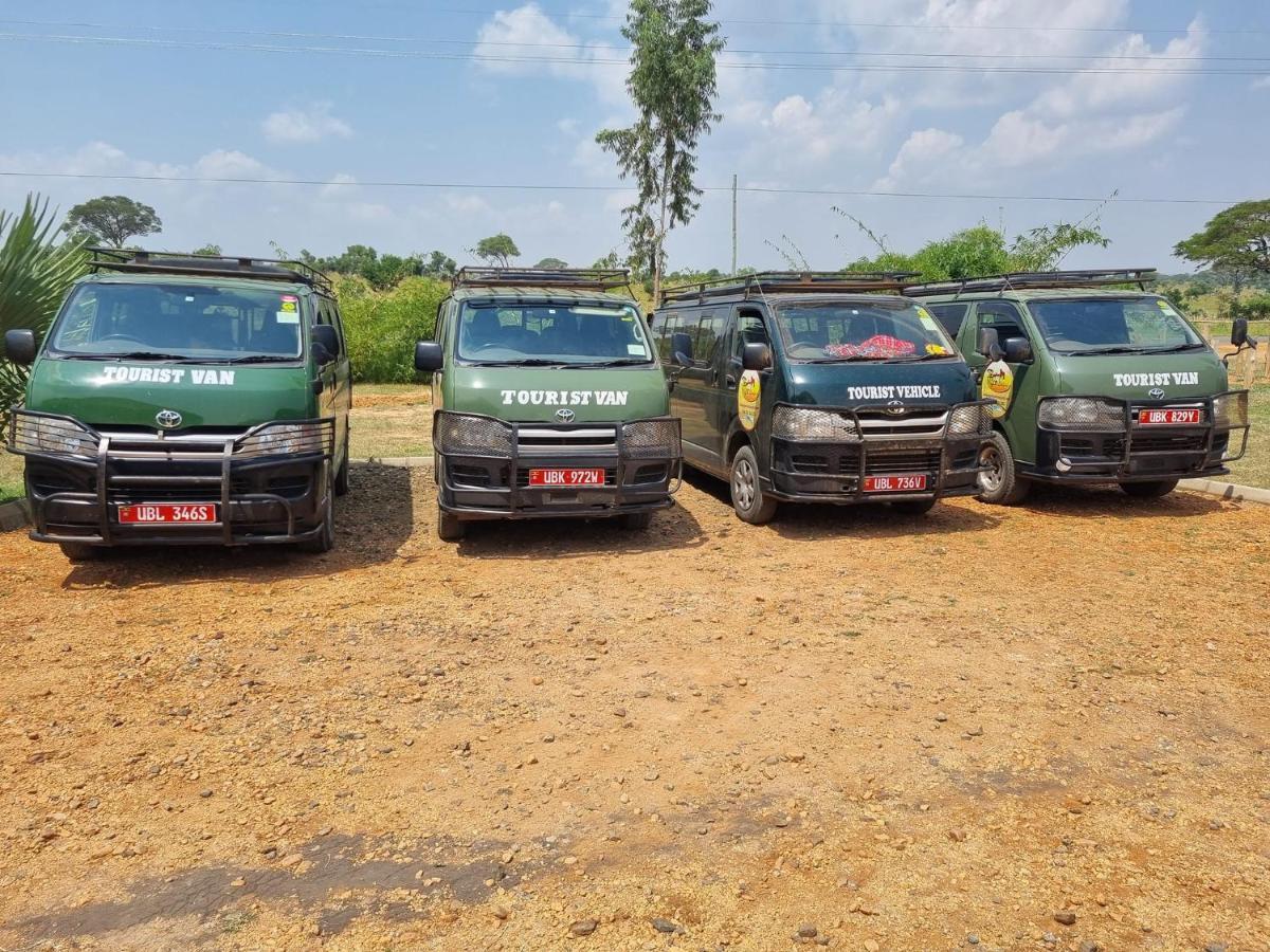 Tilenga Safari Lodge Arua ภายนอก รูปภาพ