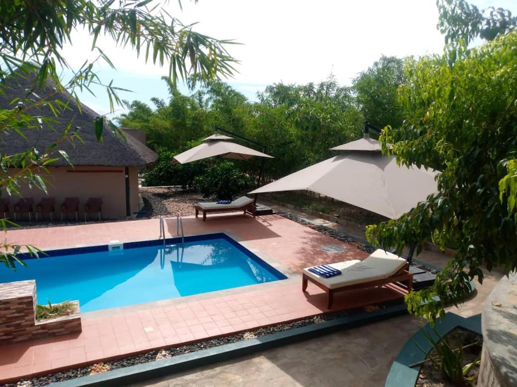 Tilenga Safari Lodge Arua ภายนอก รูปภาพ
